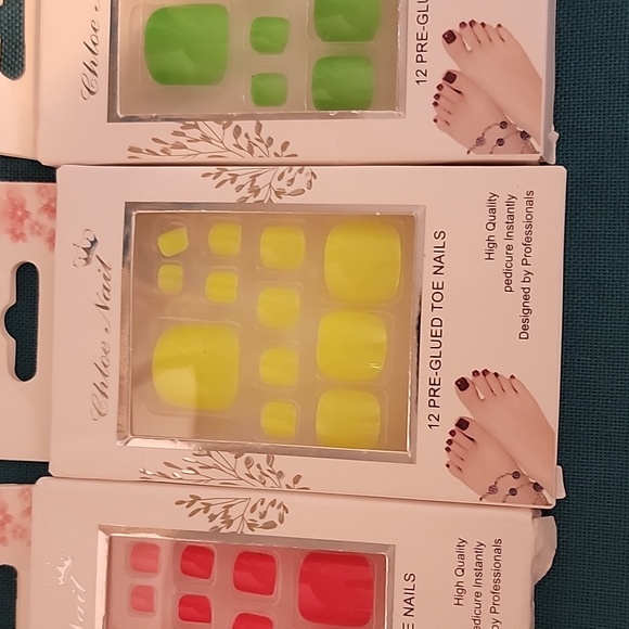 Artificial Toe nails - Picture 4 of 7